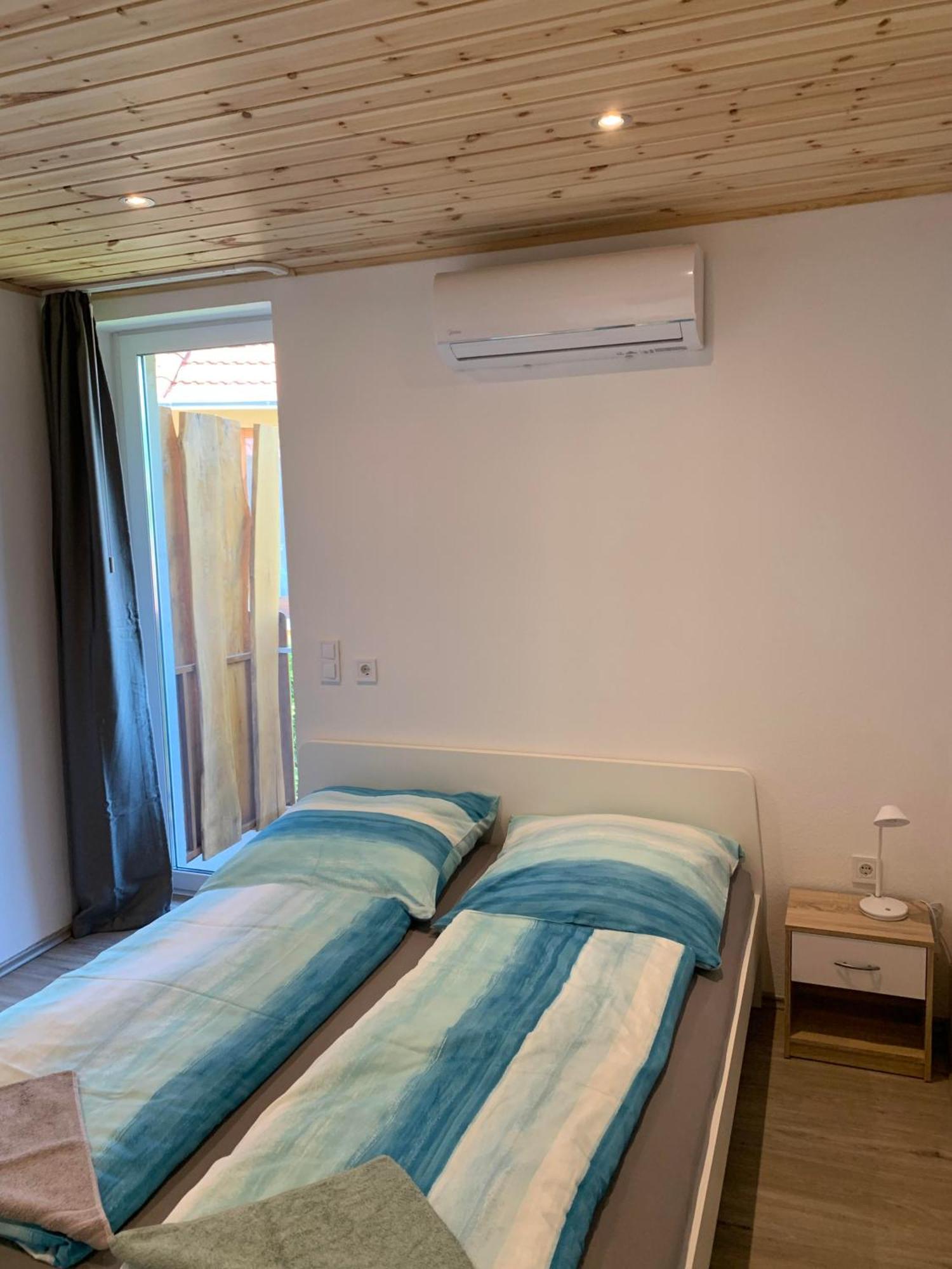Molnar Apartman Zamárdi Exterior foto